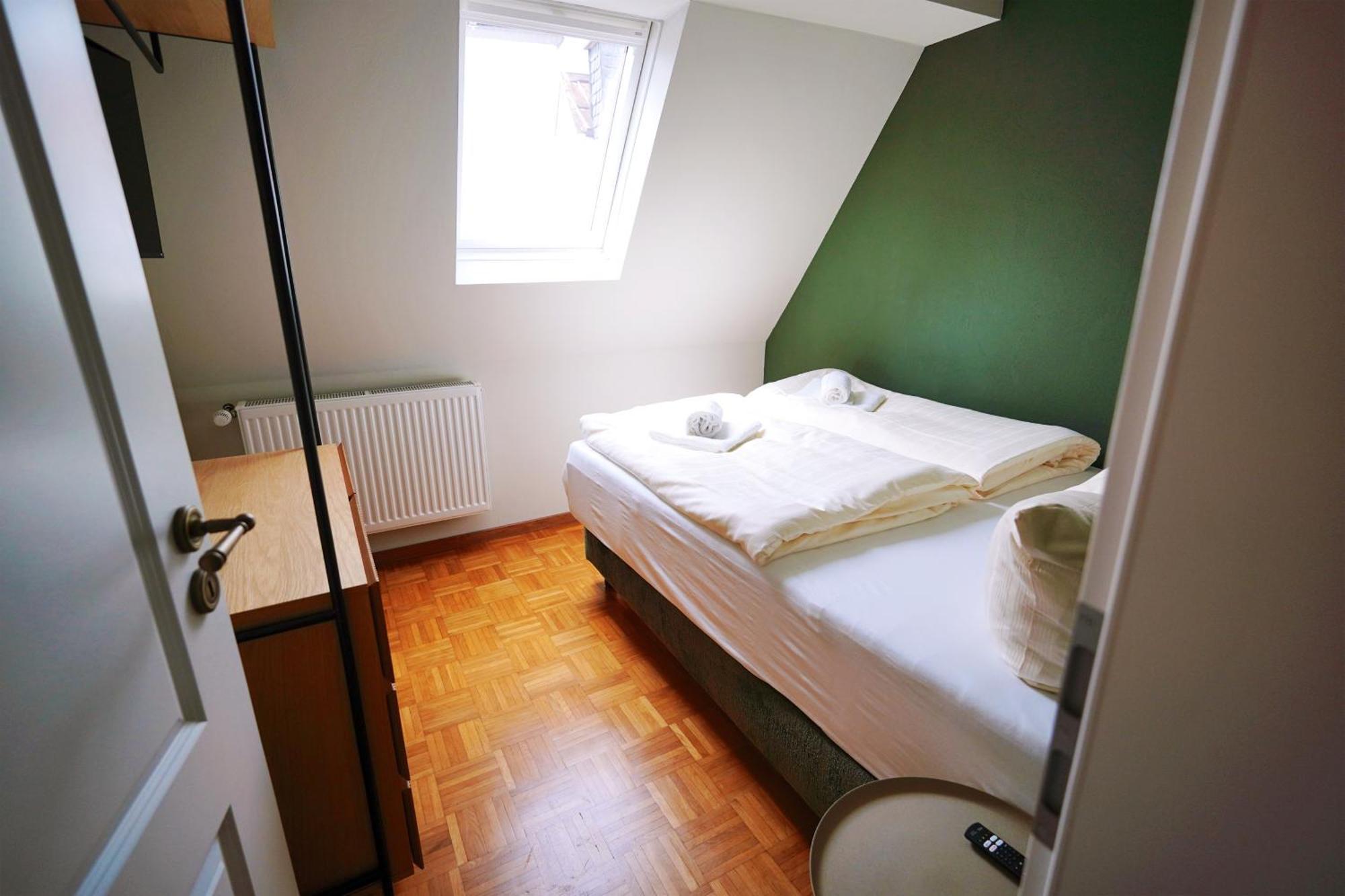 Winzerhaus Am Kardinalsberg Apartment แบร์นคาสเทล-คืสท์ ภายนอก รูปภาพ